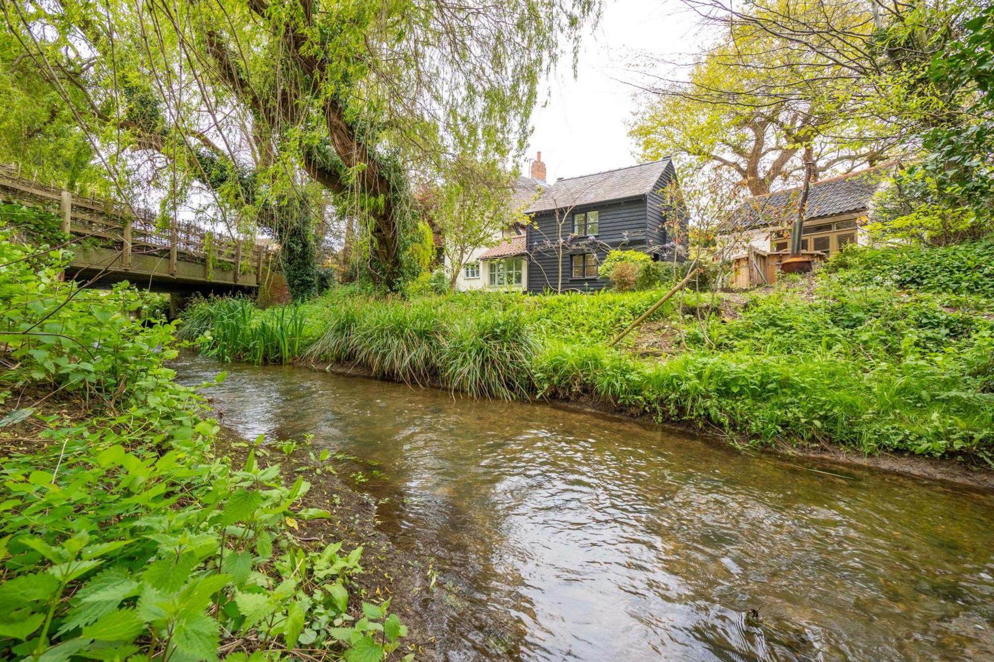 Willow Barn, Лонґ-Мелфорд Екстер'єр фото